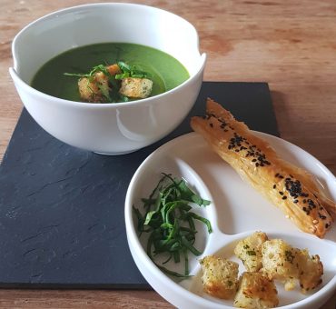 Spinazie courgette kokos soep